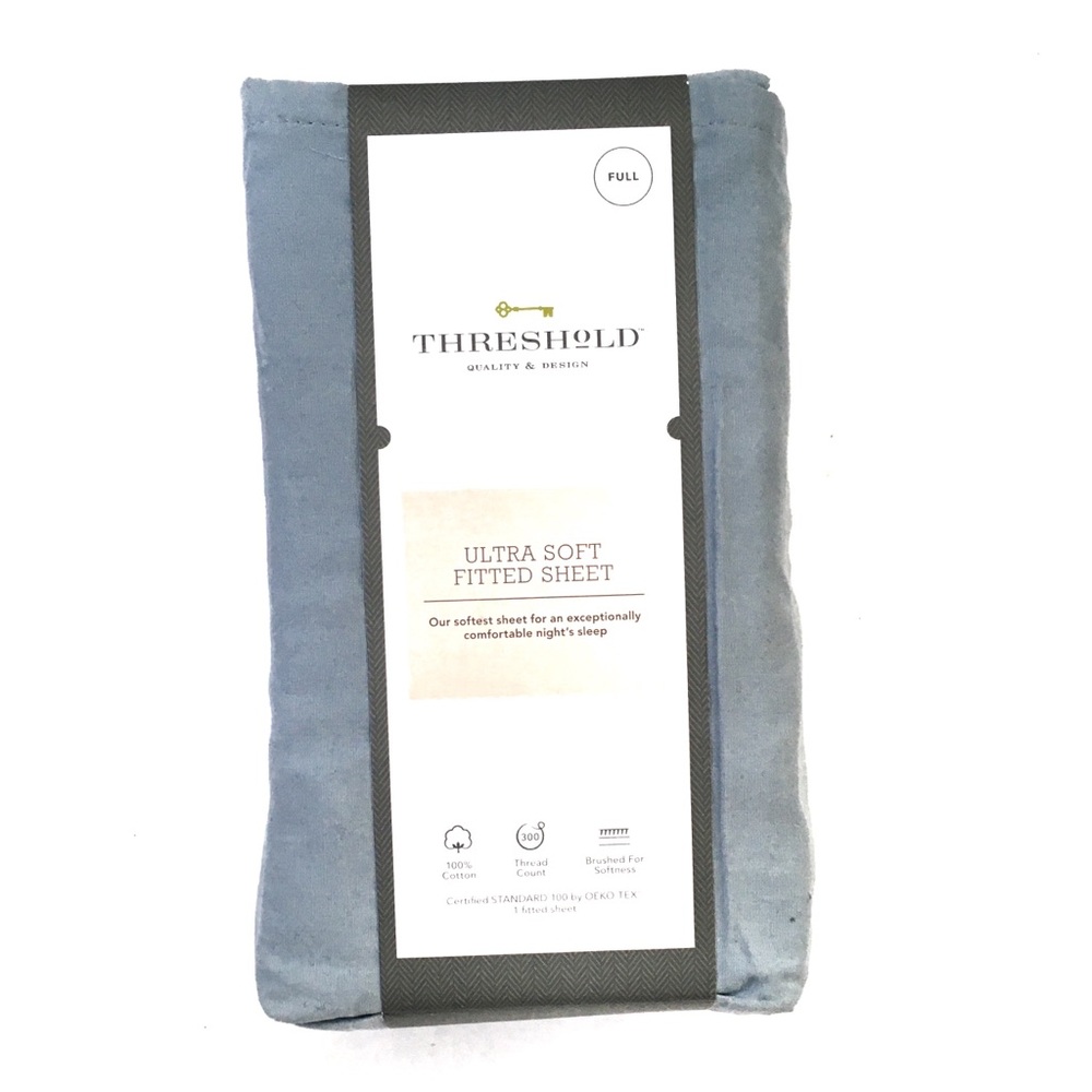 Threshold ultra soft fitted full sheets.